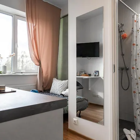 Koigi Mugavustega Soodne Stuudiokorter Apartamento